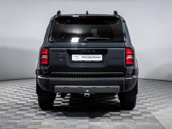 Toyota Land Cruiser Prado 250 Series с пробегом 2024 года, цена 9 490 000 рублей, 32711 км, внедорожник, Автокод Объявления