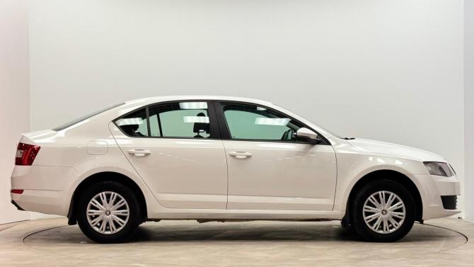 Skoda Octavia III (A7) с пробегом 2014 года, цена 1 050 000 рублей, 224800 км, лифтбек, Автокод Объявления
