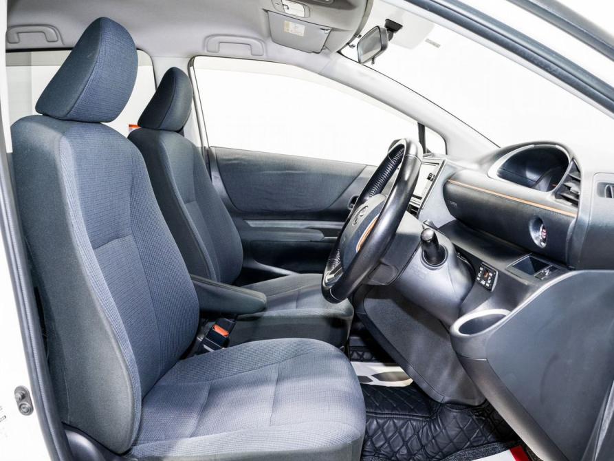 Toyota Sienta II Чита  - изображение 7