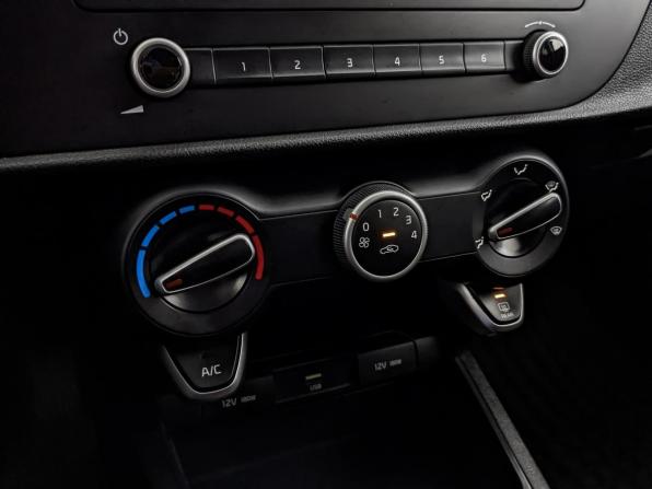 Kia Rio IV Рестайлинг с пробегом 2021 года, цена 1 795 000 рублей, 69398 км, хэтчбек, Автокод Объявления