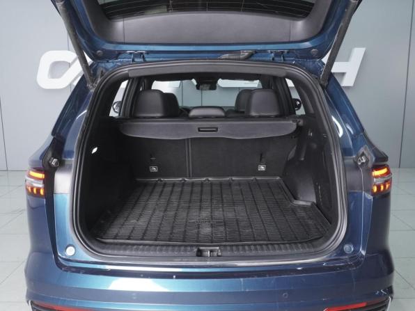 Geely Monjaro I с пробегом 2023 года, цена 2 920 000 рублей, 50266 км, внедорожник, Автокод Объявления