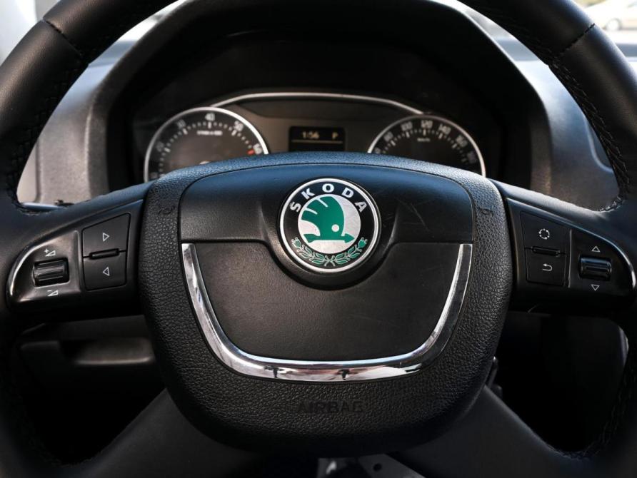 Skoda Octavia II (A5) Рестайлинг Волгоград  - изображение 13
