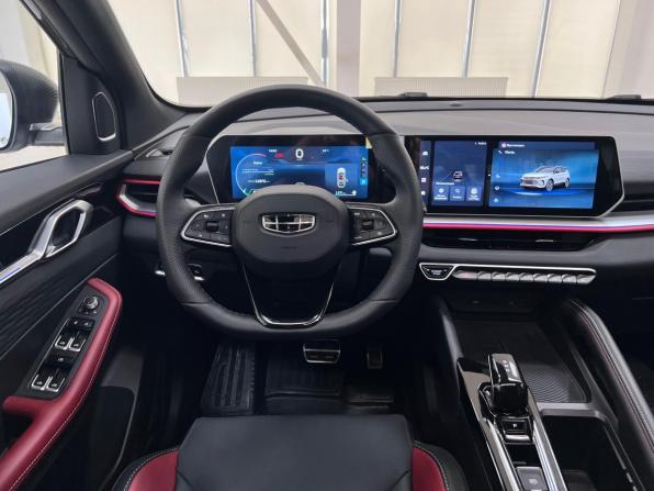 Geely Coolray I Рестайлинг с пробегом 2024 года, цена 2 250 000 рублей, 13678 км, внедорожник, Автокод Объявления