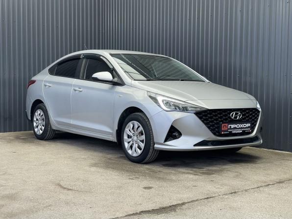 Hyundai Solaris II Рестайлинг с пробегом 2020 года, цена 1 477 000 рублей, 98290 км, седан, Автокод Объявления