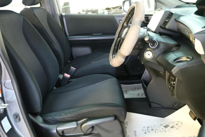 Honda Freed I с пробегом 2011 года, цена 1 249 000 рублей, 185000 км, компактвэн, Автокод Объявления