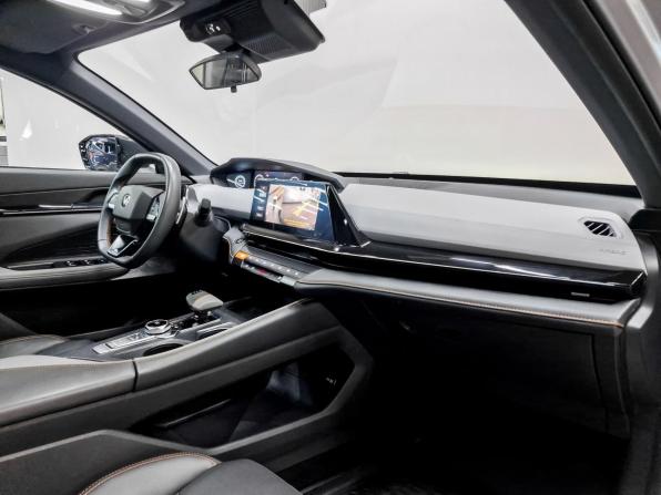 Changan UNI-V I с пробегом 2023 года, цена 2 170 000 рублей, 40444 км, лифтбек, Автокод Объявления