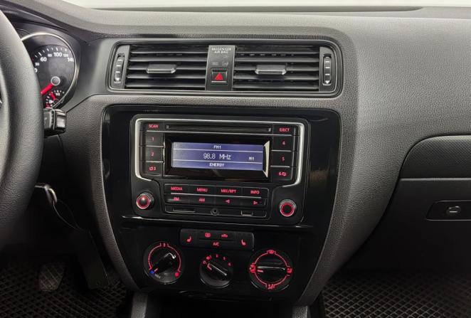 Volkswagen Jetta VI с пробегом 2015 года, цена 1 280 000 рублей, 97150 км, седан, Автокод Объявления