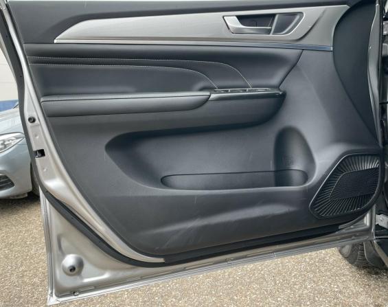 Haval M6 II с пробегом 2024 года, цена 1 790 300 рублей, 44890 км, внедорожник, Автокод Объявления