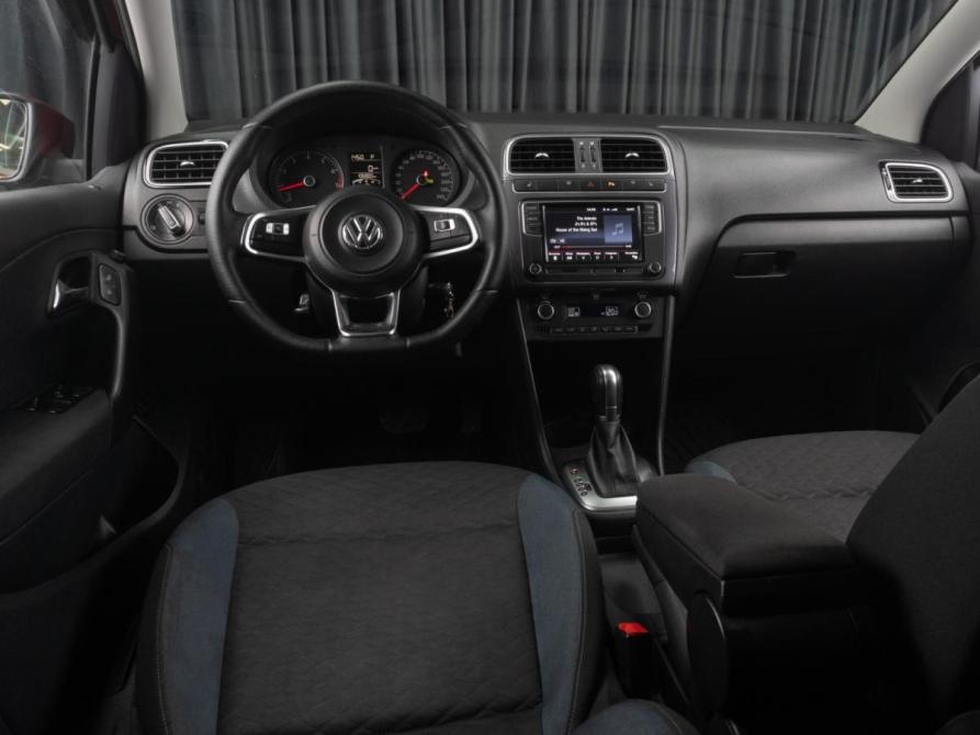 Volkswagen Polo V Рестайлинг Тюмень  - изображение 6