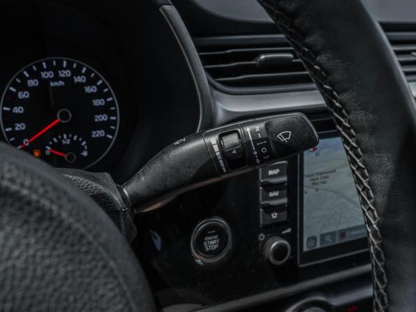 Kia Rio IV Рестайлинг с пробегом 2021 года, цена 1 537 000 рублей, 188395 км, седан, Автокод Объявления
