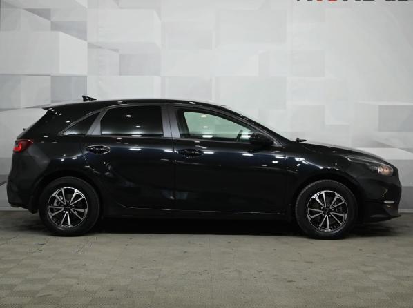 Kia Ceed III Рестайлинг с пробегом 2022 года, цена 2 450 000 рублей, 56577 км, хэтчбек, Автокод Объявления