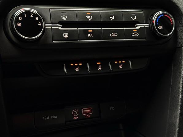 Kia Ceed III с пробегом 2019 года, цена 1 769 000 рублей, 98132 км, универсал, Автокод Объявления