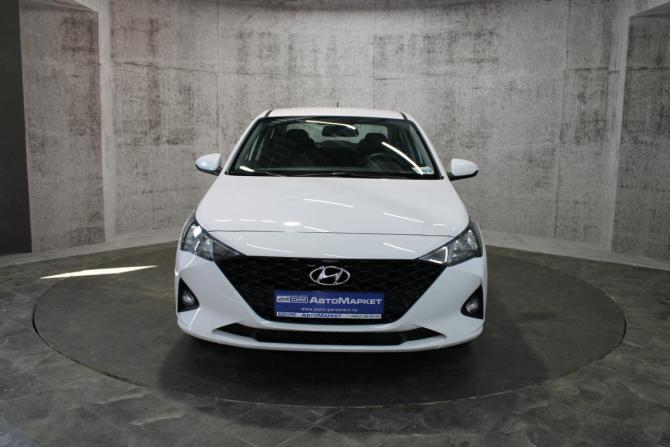 Hyundai Solaris II Рестайлинг с пробегом 2021 года, цена 1 745 000 рублей, 46324 км, седан, Автокод Объявления