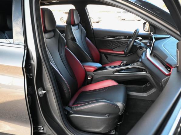 Geely Coolray I Рестайлинг 2 с пробегом 2024 года, цена 2 199 000 рублей, 14533 км, внедорожник, Автокод Объявления
