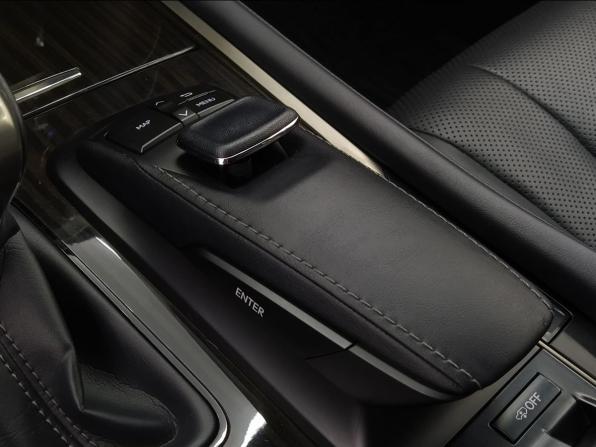Lexus LX III Рестайлинг 2 с пробегом 2020 года, цена 9 020 000 рублей, 111230 км, внедорожник, Автокод Объявления