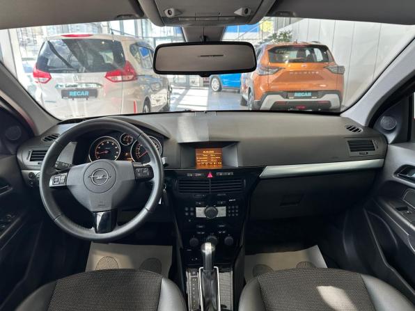 Opel Astra H Рестайлинг с пробегом 2010 года, цена 650 000 рублей, 141700 км, хэтчбек, Автокод Объявления