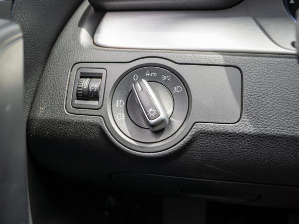 Volkswagen Passat B7 с пробегом 2011 года, цена 1 474 000 рублей, 102479 км, седан, Автокод Объявления