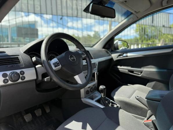 Opel Astra H Рестайлинг с пробегом 2010 года, цена 399 000 рублей, 238013 км, хэтчбек, Автокод Объявления