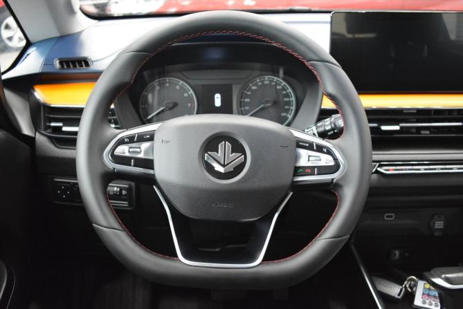 Livan X3 Pro с пробегом 2023 года, цена 1 279 000 рублей, 17300 км, внедорожник, Автокод Объявления