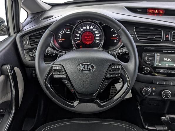 Kia Ceed II с пробегом 2014 года, цена 1 155 000 рублей, 138142 км, хэтчбек, Автокод Объявления