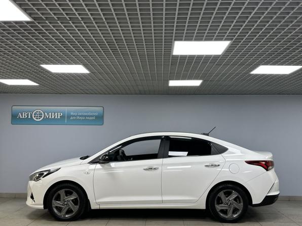 Hyundai Solaris II Рестайлинг с пробегом 2021 года, цена 1 499 000 рублей, 175841 км, седан, Автокод Объявления