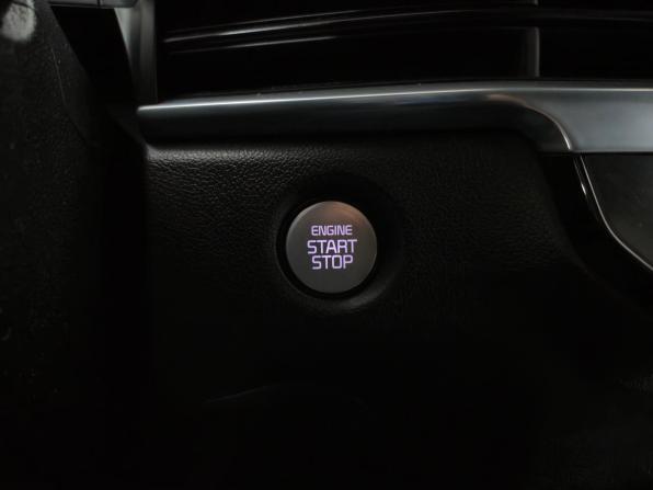 Kia Sorento IV Рестайлинг с пробегом 2024 года, цена 4 700 000 рублей, 37989 км, внедорожник, Автокод Объявления