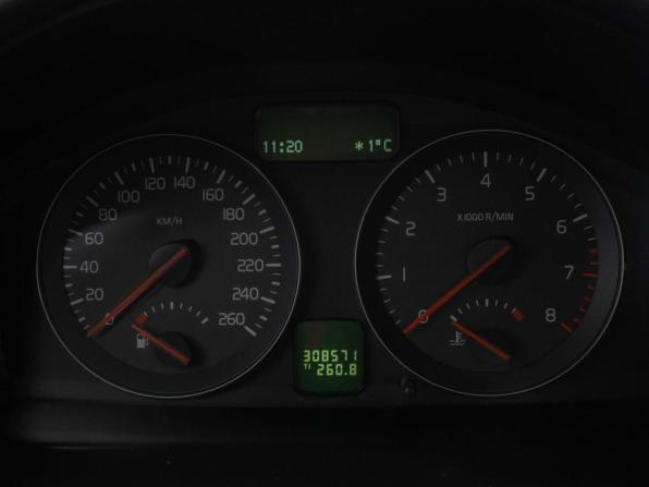 Volvo S40 II Рестайлинг с пробегом 2011 года, цена 665 000 рублей, 308000 км, седан, Автокод Объявления