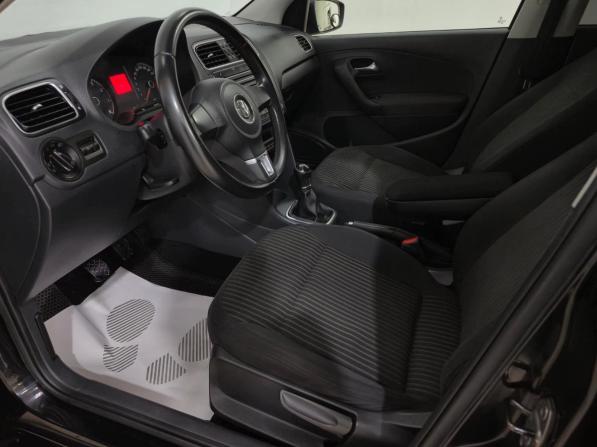Volkswagen Polo V с пробегом 2013 года, цена 715 000 рублей, 214782 км, седан, Автокод Объявления