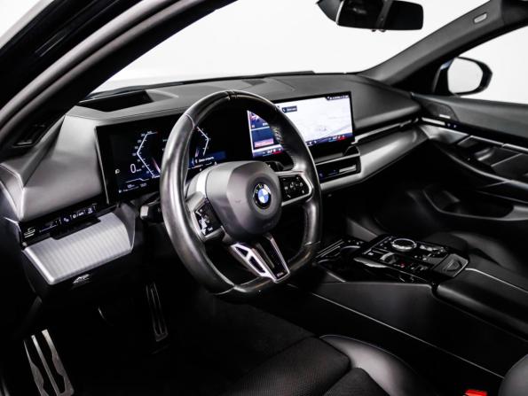 BMW 5 серии VIII (G60/G61/G68) с пробегом 2023 года, цена 6 700 000 рублей, 36958 км, седан, Автокод Объявления