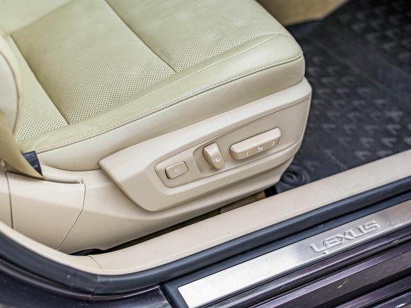 Lexus ES VI с пробегом 2013 года, цена 1 530 000 рублей, 337832 км, седан, Автокод Объявления