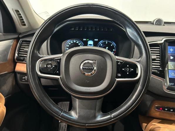 Volvo XC90 II с пробегом 2016 года, цена 2 299 000 рублей, 296445 км, внедорожник, Автокод Объявления