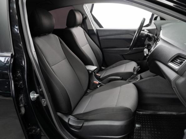 Hyundai Solaris II с пробегом 2018 года, цена 1 429 000 рублей, 69550 км, седан, Автокод Объявления