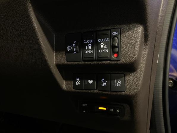 Honda Freed II с пробегом 2019 года, цена 1 850 000 рублей, 31114 км, компактвэн, Автокод Объявления