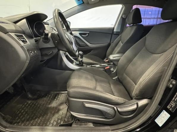 Hyundai Elantra V (MD) с пробегом 2013 года, цена 669 000 рублей, 286177 км, седан, Автокод Объявления