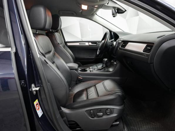 Volkswagen Touareg II с пробегом 2014 года, цена 2 499 000 рублей, 183714 км, внедорожник, Автокод Объявления