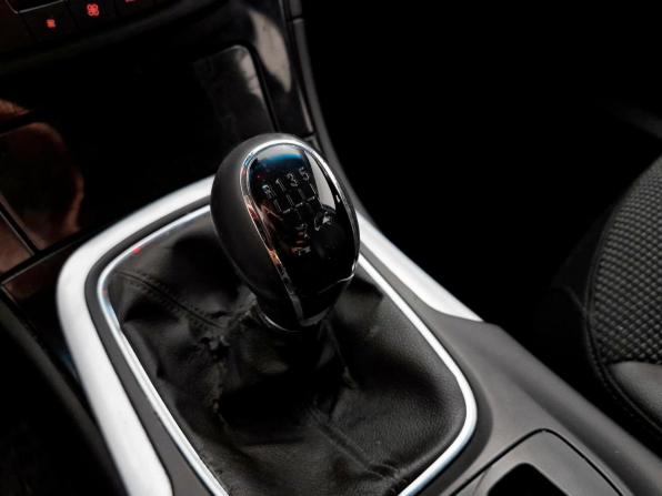 Opel Insignia I с пробегом 2013 года, цена 752 000 рублей, 255139 км, хэтчбек, Автокод Объявления