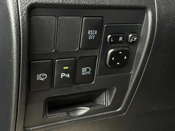 Toyota Land Cruiser 200 Series Рестайлинг 2 с пробегом 2017 года, цена 5 499 000 рублей, 165124 км, внедорожник, Автокод Объявления