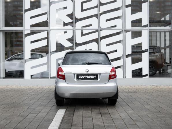 Skoda Fabia II Рестайлинг с пробегом 2013 года, цена 645 000 рублей, 183102 км, хэтчбек, Автокод Объявления