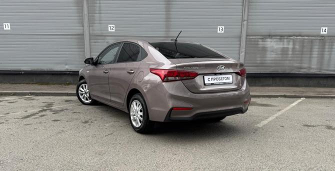 Hyundai Solaris II с пробегом 2019 года, цена 1 099 000 рублей, 163090 км, седан, Автокод Объявления
