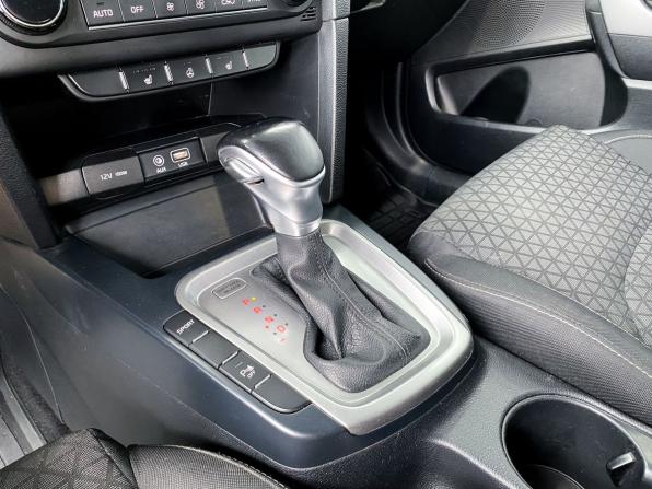Kia Ceed III с пробегом 2019 года, цена 1 820 000 рублей, 106718 км, универсал, Автокод Объявления