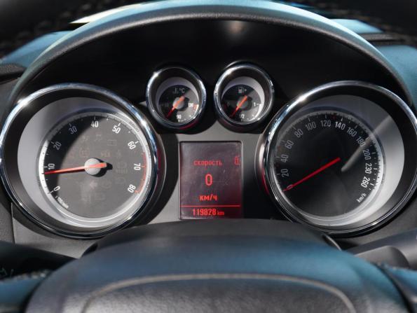 Opel Astra J с пробегом 2011 года, цена 648 000 рублей, 119828 км, хэтчбек, Автокод Объявления