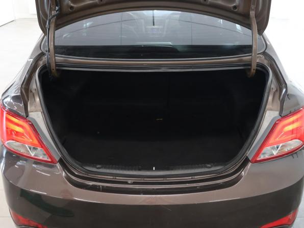 Hyundai Solaris I Рестайлинг с пробегом 2016 года, цена 1 080 000 рублей, 140665 км, седан, Автокод Объявления