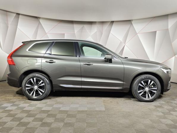 Volvo XC60 II Рестайлинг с пробегом 2022 года, цена 4 449 000 рублей, 69156 км, внедорожник, Автокод Объявления