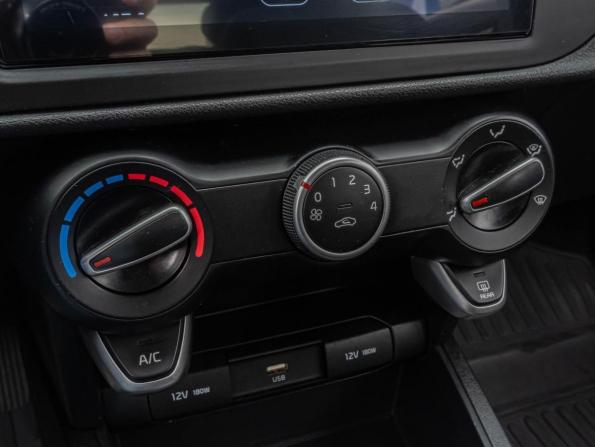 Kia Rio IV Рестайлинг с пробегом 2021 года, цена 1 698 000 рублей, 86658 км, хэтчбек, Автокод Объявления
