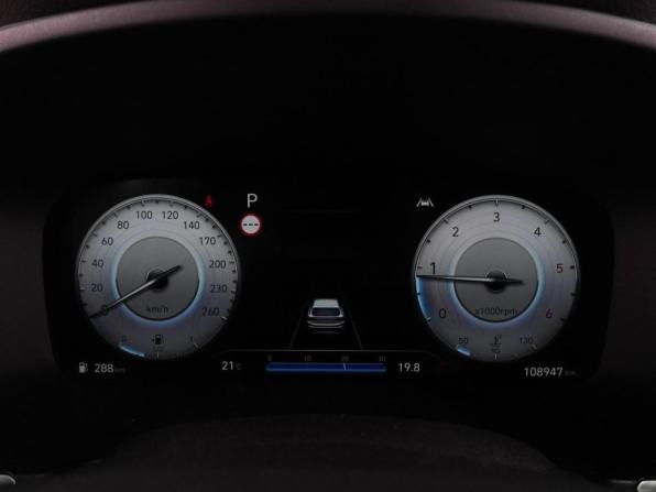 Hyundai Santa Fe IV Рестайлинг с пробегом 2022 года, цена 3 250 000 рублей, 108947 км, внедорожник, Автокод Объявления