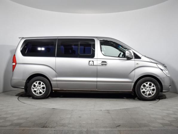Hyundai Grand Starex I с пробегом 2010 года, цена 1 219 000 рублей, 243406 км, минивэн, Автокод Объявления