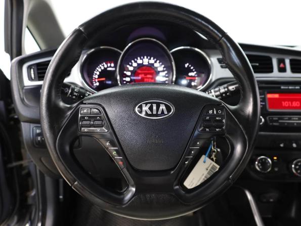 Kia Ceed II с пробегом 2012 года, цена 979 000 рублей, 170673 км, хэтчбек, Автокод Объявления