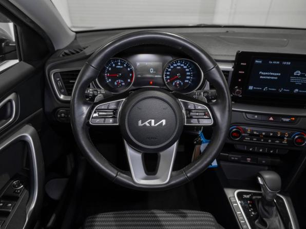 Kia Ceed III Рестайлинг с пробегом 2022 года, цена 2 240 000 рублей, 68212 км, хэтчбек, Автокод Объявления