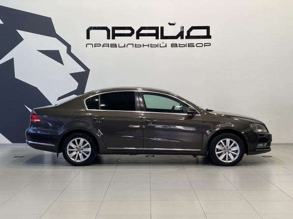 Volkswagen Passat B7 с пробегом 2011 года, цена 1 169 900 рублей, 230000 км, седан, Автокод Объявления