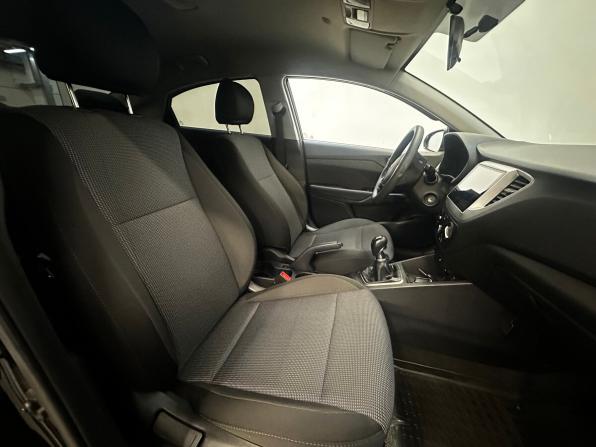 Hyundai Solaris II с пробегом 2019 года, цена 1 245 000 рублей, 123585 км, седан, Автокод Объявления